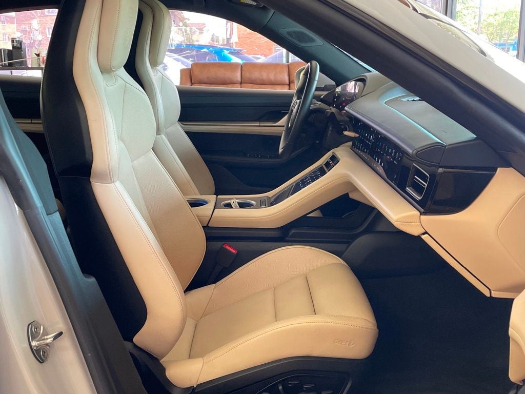 2022 Porsche Taycan 4S AWD - 23048010 - 23
