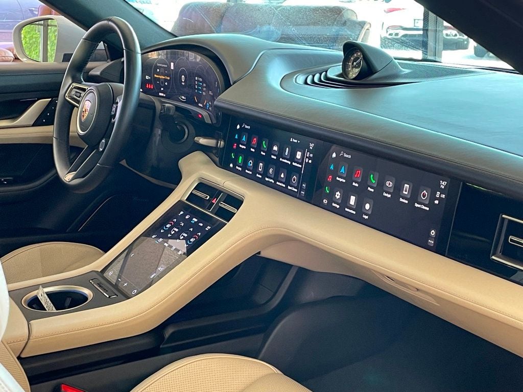 2022 Porsche Taycan 4S AWD - 23048010 - 24