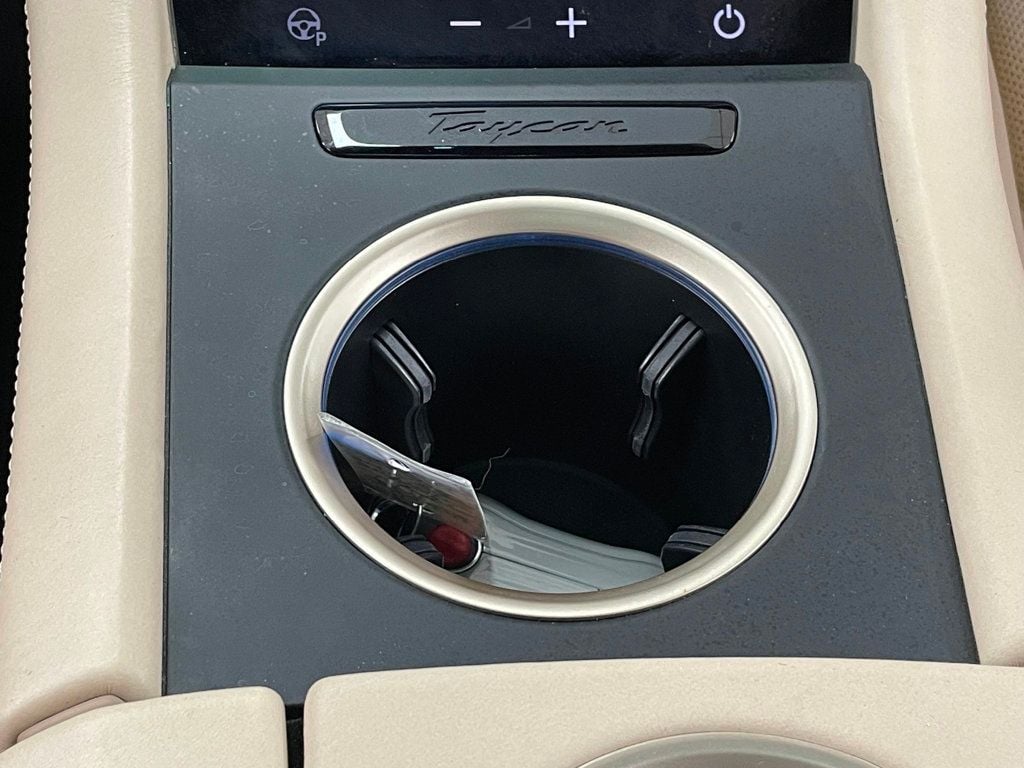 2022 Porsche Taycan 4S AWD - 23048010 - 37