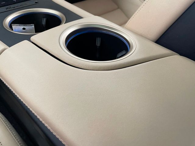 2022 Porsche Taycan 4S AWD - 23048010 - 38