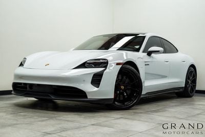 2022 Porsche Taycan