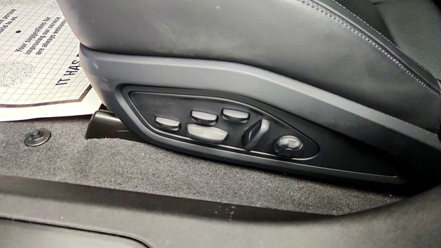 2022 Porsche Taycan GTS AWD - 22971156 - 11