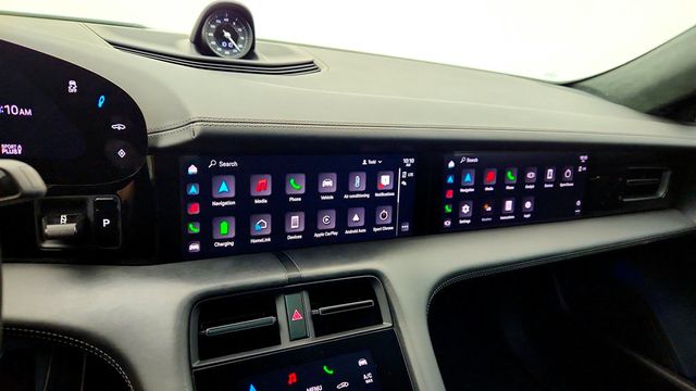 2022 Porsche Taycan GTS AWD - 22971156 - 18