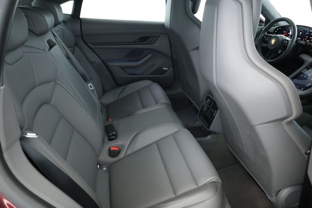 2022 Porsche Taycan GTS AWD with Premium Package, 21'' Wheels & ACC - 22912940 - 21