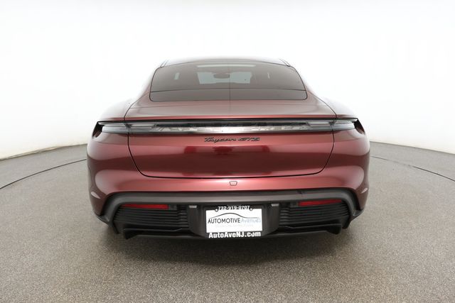 2022 Porsche Taycan GTS AWD with Premium Package, 21'' Wheels & ACC - 22912940 - 4