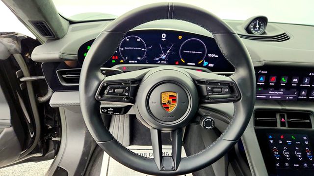 2022 Porsche Taycan GTS AWD with Premium Package, 21'' Wheels & PAX Display - 22971156 - 13