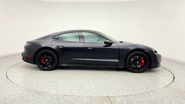 2022 Porsche Taycan GTS AWD with Premium Package, 21'' Wheels & PAX Display - 22971156 - 3