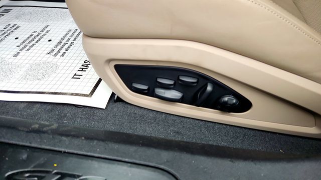 2022 Porsche Taycan GTS AWD with Premium Package, PDCC Sport, ACC & Subsecond Clock - 22988727 - 11