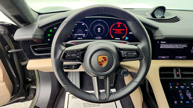 2022 Porsche Taycan GTS AWD with Premium Package, PDCC Sport, ACC & Subsecond Clock - 22988727 - 13