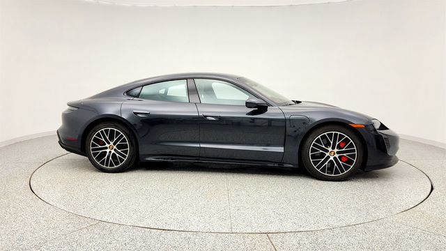 2022 Porsche Taycan GTS AWD with Premium Package, PDCC Sport, ACC & Subsecond Clock - 22988727 - 3