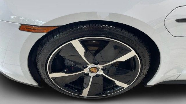 2022 Porsche Taycan RWD - 23018947 - 14