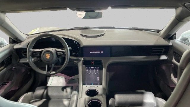 2022 Porsche Taycan RWD - 23018947 - 16