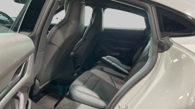 2022 Porsche Taycan RWD - 23018947 - 18