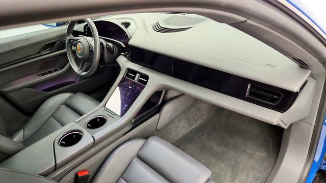 2022 Porsche Taycan RWD w/ Premium Package, Panoramic Roof & BOSE - 23100037 - 24
