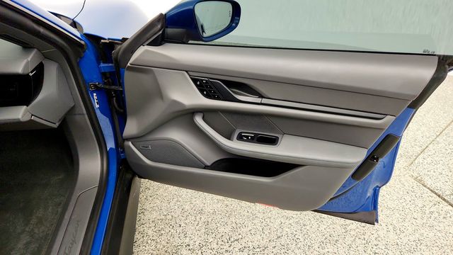 2022 Porsche Taycan RWD w/ Premium Package, Panoramic Roof & BOSE - 23100037 - 25