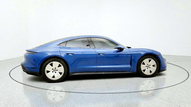 2022 Porsche Taycan RWD w/ Premium Package, Panoramic Roof & BOSE - 23100037 - 3