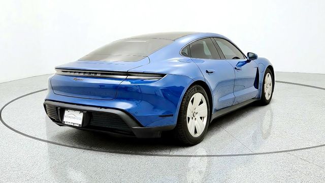 2022 Porsche Taycan RWD w/ Premium Package, Panoramic Roof & BOSE - 23100037 - 4