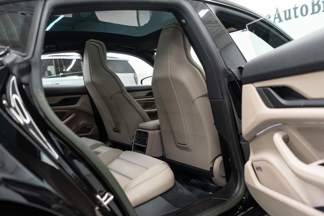 2022 Porsche Taycan Taycan - 23069210 - 13