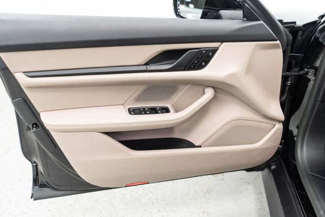 2022 Porsche Taycan Taycan - 23069210 - 14