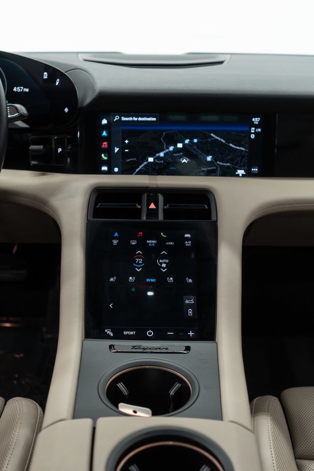 2022 Porsche Taycan Taycan - 23069210 - 17