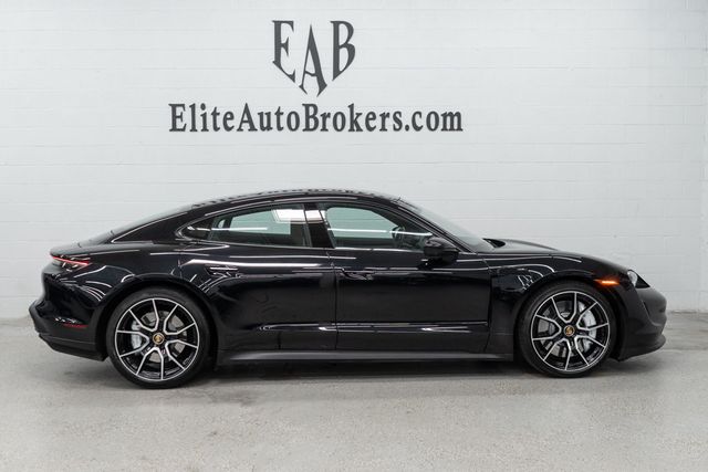 2022 Porsche Taycan Taycan - 23069210 - 4