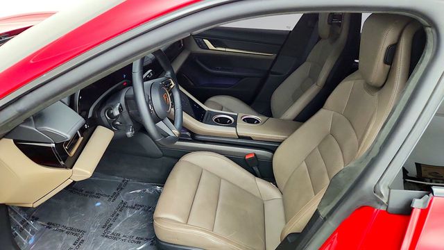 2022 Porsche Taycan Turbo S AWD - 23100794 - 12