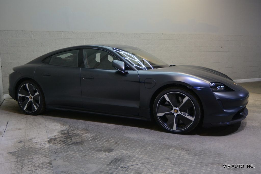 2022 Porsche Taycan Turbo S AWD - 23044009 - 31