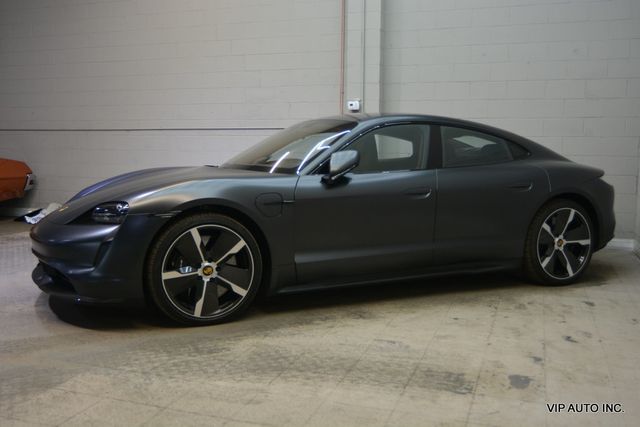 2022 Porsche Taycan Turbo S AWD - 23044009 - 32