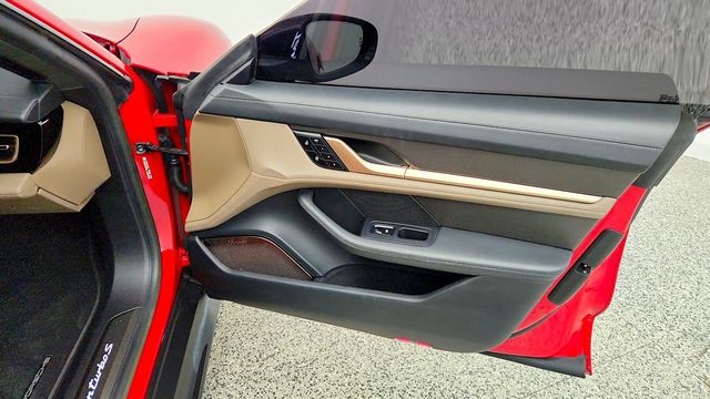 2022 Porsche Taycan Turbo S AWD w/ Carbon Sportdesign Pkg, Burmester & Premium Pkg - 23100794 - 26