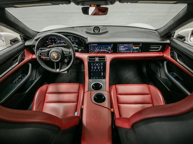 2022 Porsche Taycan Turbo S Cross Turismo AWD - 23073748 - 17