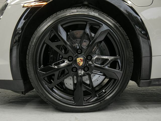 2022 Porsche Taycan Turbo S Cross Turismo AWD - 23073748 - 8