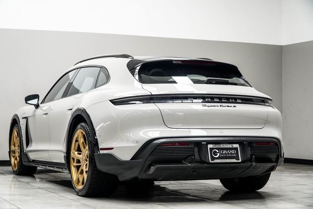 2022 Porsche Taycan Turbo S Cross Turismo AWD - 22853291 - 10