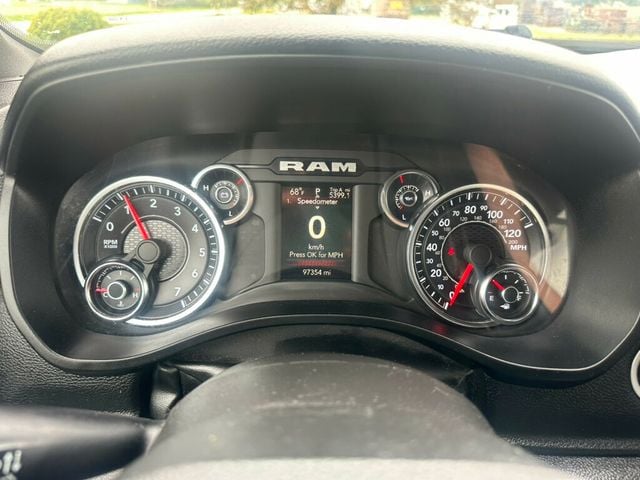 2022 Ram 1500 Big Horn 4x2 Quad Cab 6'4" Box - 23018389 - 8