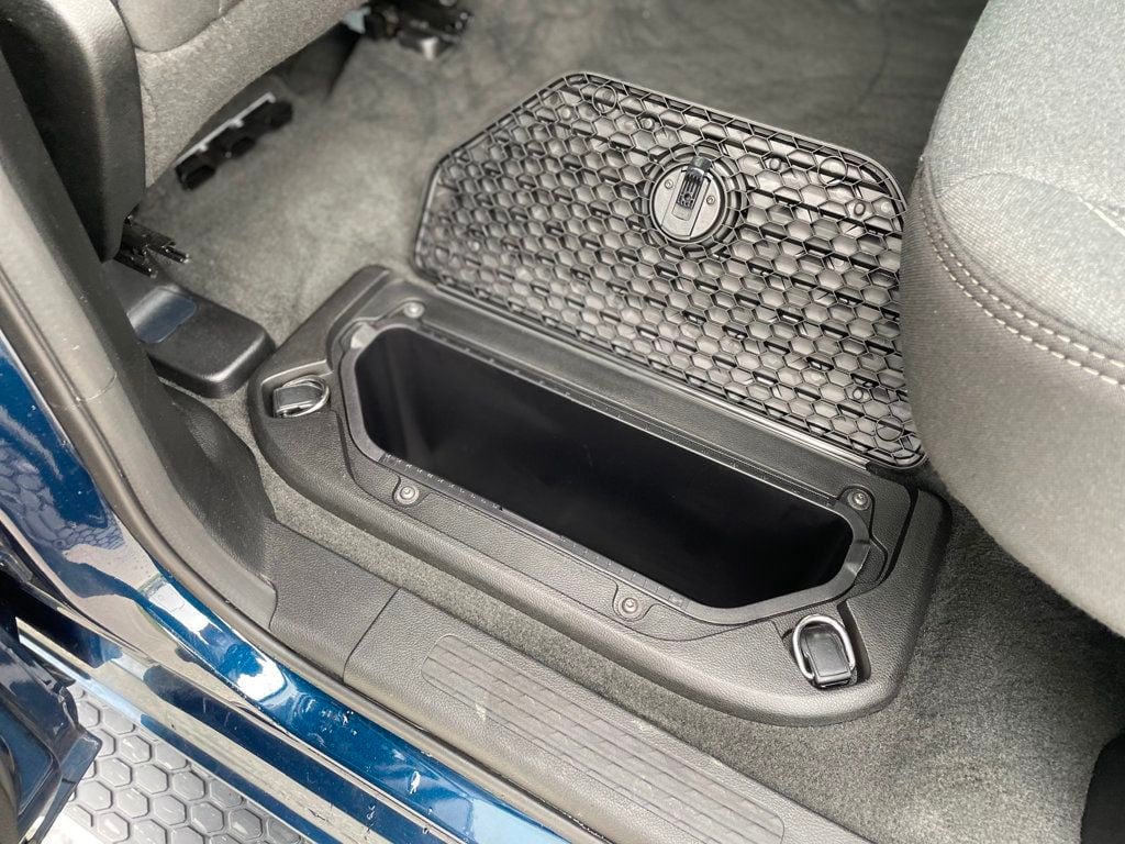 2022 Ram 1500 Big Horn 4x4 Crew Cab 5'7" Box - 23066974 - 41
