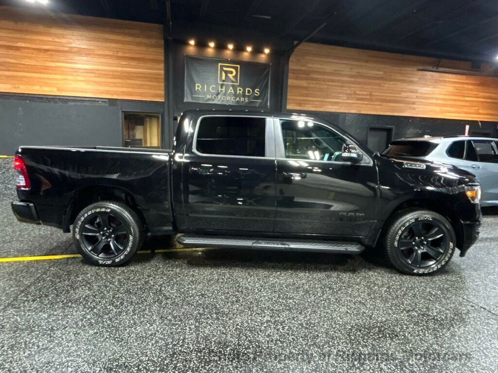 2022 Ram 1500 Big Horn 4x4 Crew Cab 5'7" Box - 23060808 - 1