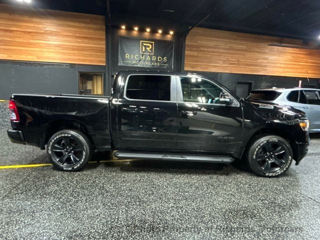 2022 Ram 1500 Big Horn 4x4 Crew Cab 5'7" Box - 23060808 - 1