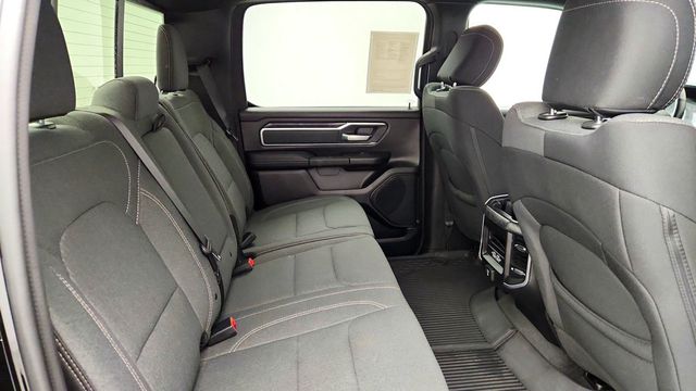 2022 Ram 1500 Big Horn 4x4 Crew Cab 5'7" Box - 23092710 - 21