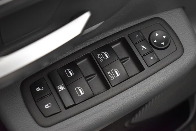 2022 Ram 1500 Big Horn 4x4 Crew Cab 5'7" Box - 22916801 - 10