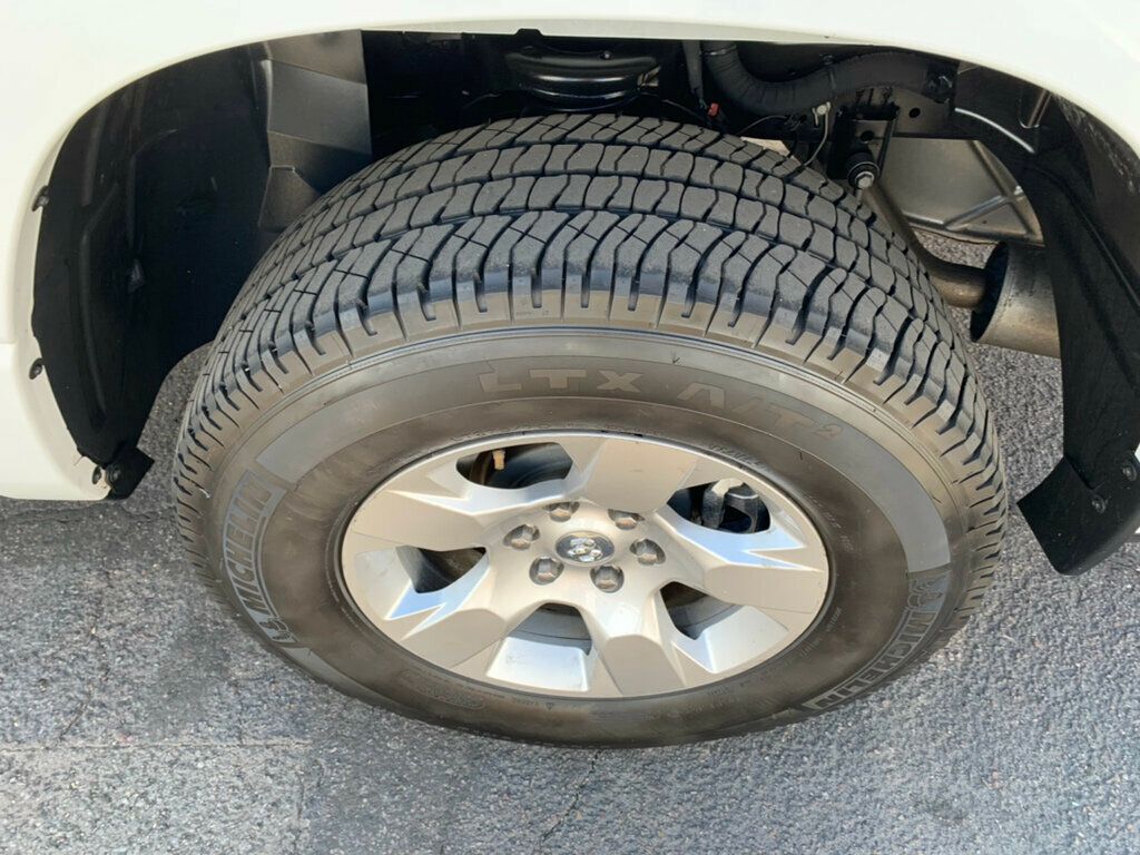 2022 Ram 1500 Big Horn 4x4 Crew Cab 5'7" Box 1-Owner - 23004947 - 17