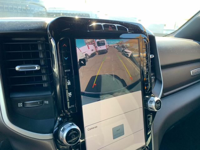 2022 Ram 1500 Big Horn 4x4 Crew Cab 5'7" Box 1-Owner - 23004947 - 1