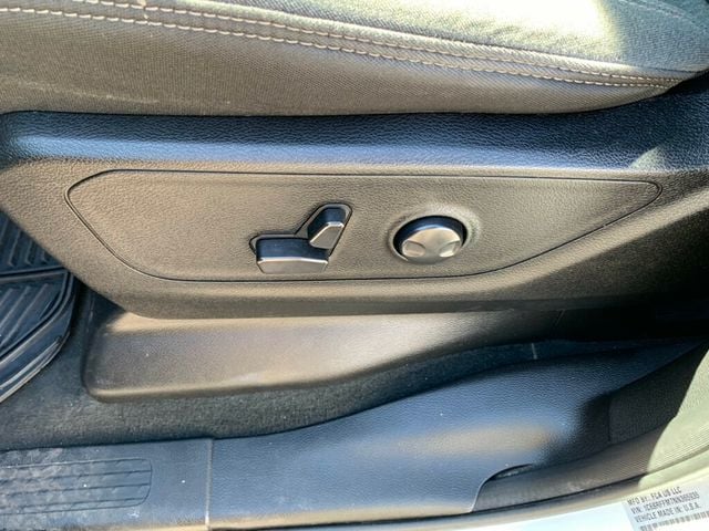 2022 Ram 1500 Big Horn 4x4 Crew Cab 5'7" Box 1-Owner - 23004947 - 21