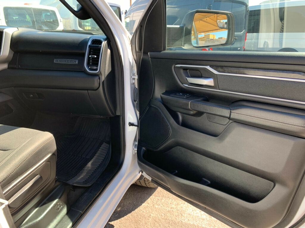 2022 Ram 1500 Big Horn 4x4 Crew Cab 5'7" Box 1-Owner - 23004947 - 25