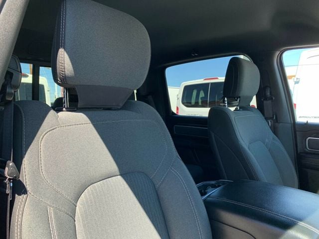 2022 Ram 1500 Big Horn 4x4 Crew Cab 5'7" Box 1-Owner - 23004947 - 28