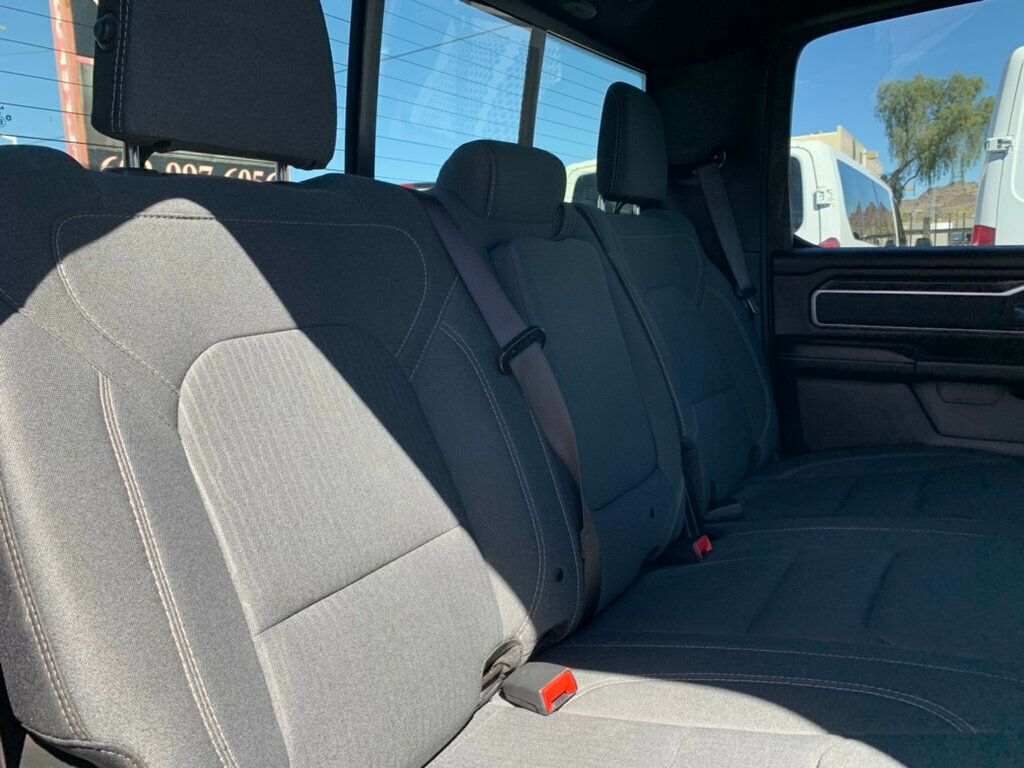 2022 Ram 1500 Big Horn 4x4 Crew Cab 5'7" Box 1-Owner - 23004947 - 33