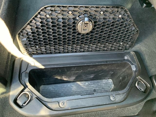 2022 Ram 1500 Big Horn 4x4 Crew Cab 5'7" Box 1-Owner - 23004947 - 37