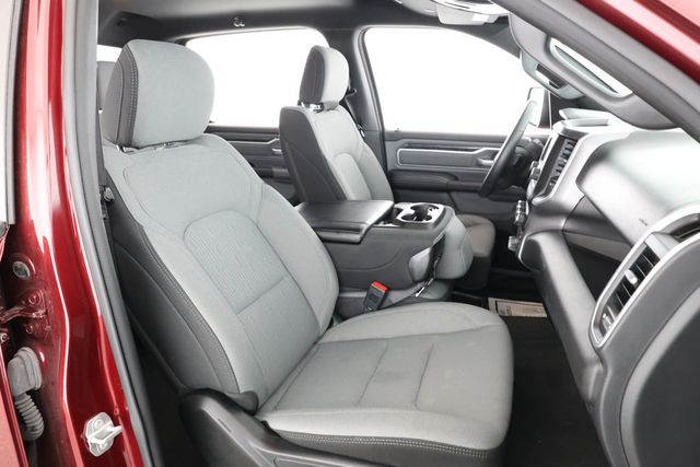 2022 Ram 1500 Big Horn 4x4 Crew Cab 5'7'' Box w/ eTorque V8 & 20'' Alum Wheels - 22850727 - 17