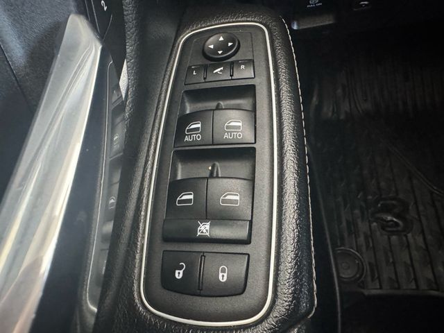 2022 Ram 1500 Laramie - 23036609 - 15