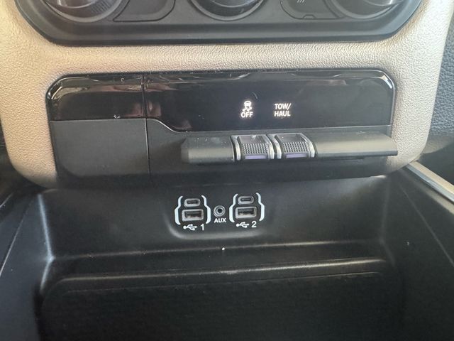 2022 Ram 1500 Laramie - 23036609 - 22
