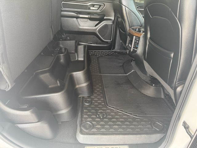 2022 Ram 1500 Laramie - 23036609 - 34