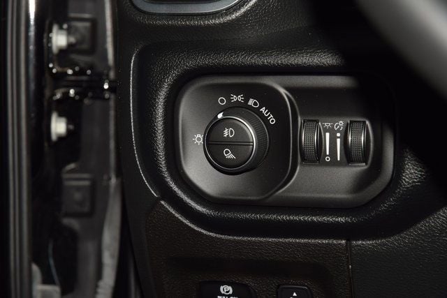 2022 Ram 1500 Laramie - 22929076 - 31